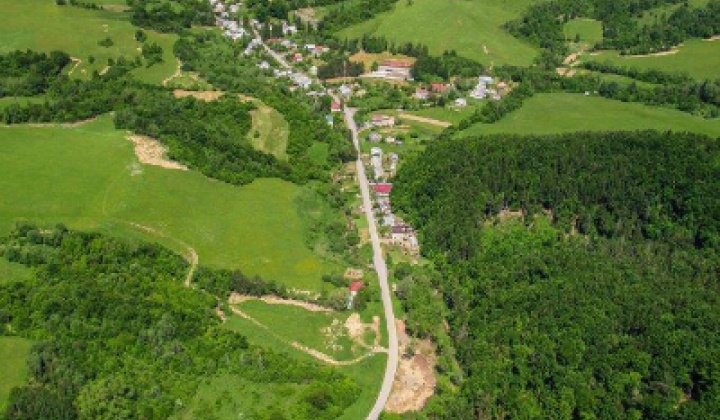 11. fotografia fotogalérie Letecké snímky obce z roku 2016