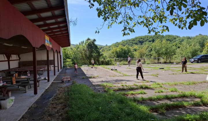 3. fotografia fotogalérie športový deň pre deti s opekačkou
